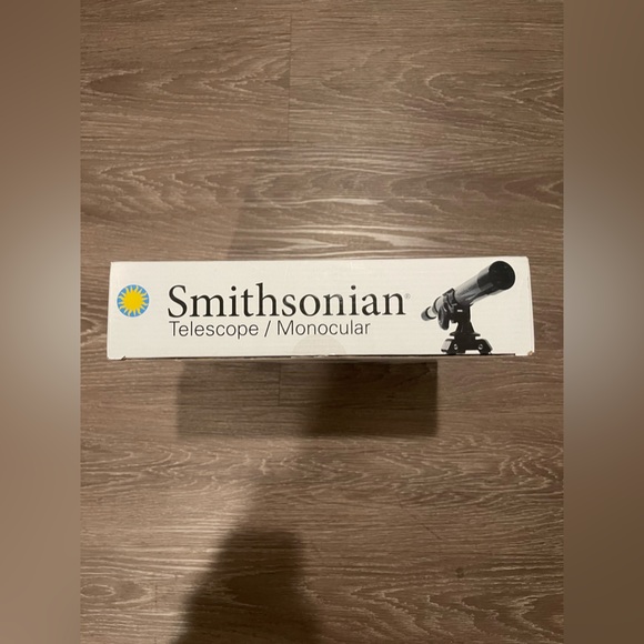 Smithsonian STEM 30x Telescope / Monocular with Aluminum Tabletop Tripod And Cap - Picture 5 of 5